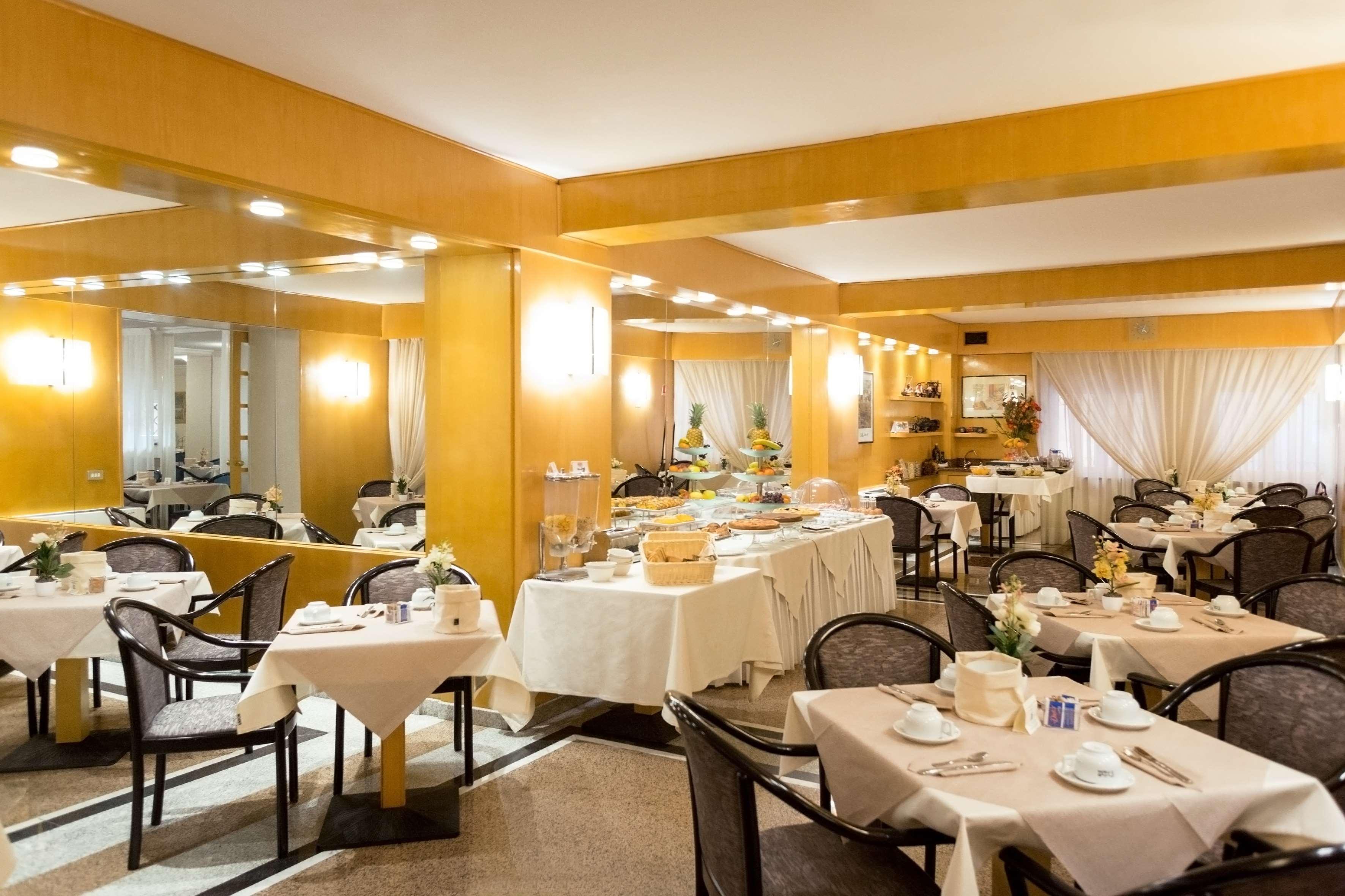 Best Western Hotel Liberta Modena Buitenkant foto